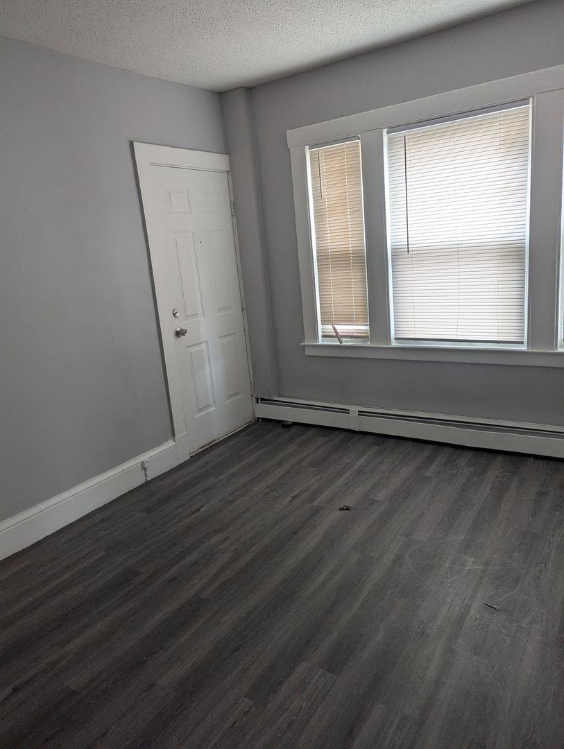 Apartment for rent at 71-73 Madison Ave, East Hartford, CT 06108