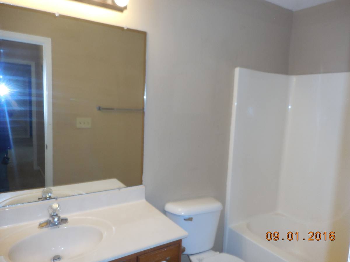 House for rent at 2807 Highway 41 A S, Clarksville, TN 37043