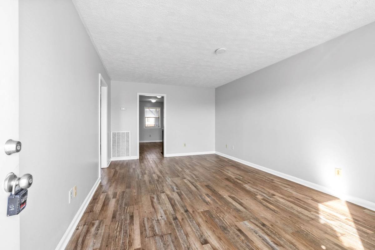 Apartment for rent at 122 Stephanie Dr, Clarksville, TN 37042