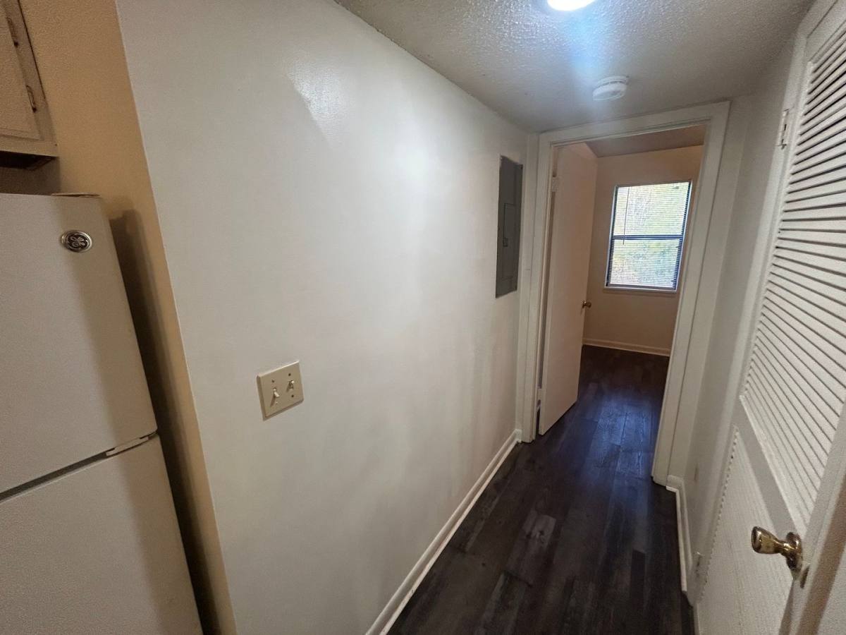Apartment for rent at 31 8th St, Arab, AL 35016