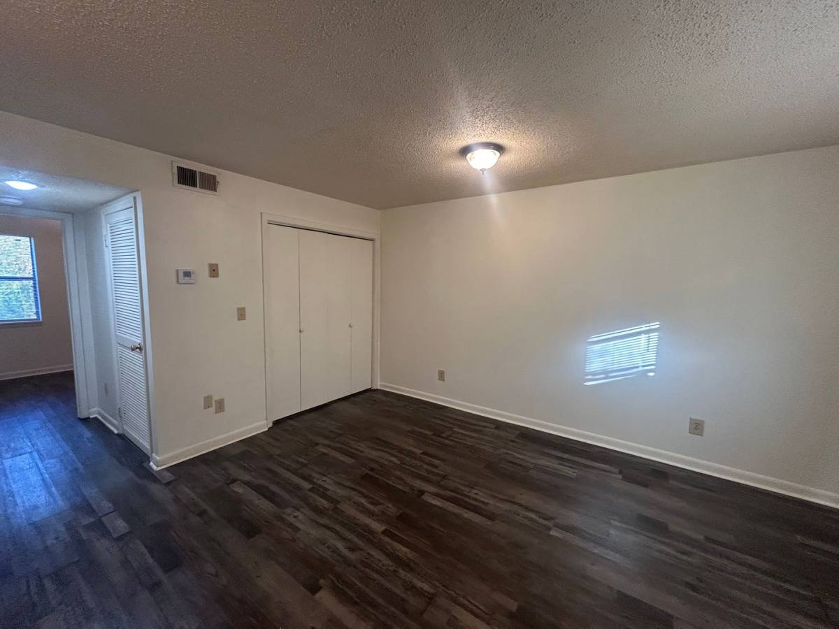 Apartment for rent at 31 8th St, Arab, AL 35016