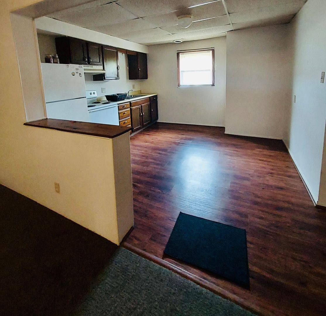 Apartment for rent at 108 B Farragut Ave, Vandergrift, PA 15690