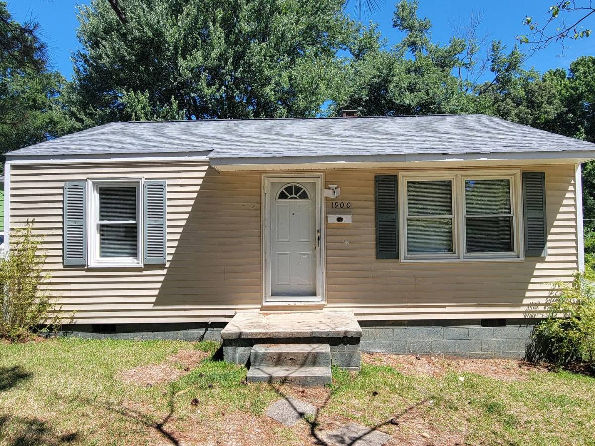 House for rent at 1900 Trogdon St, Greensboro, NC 27403