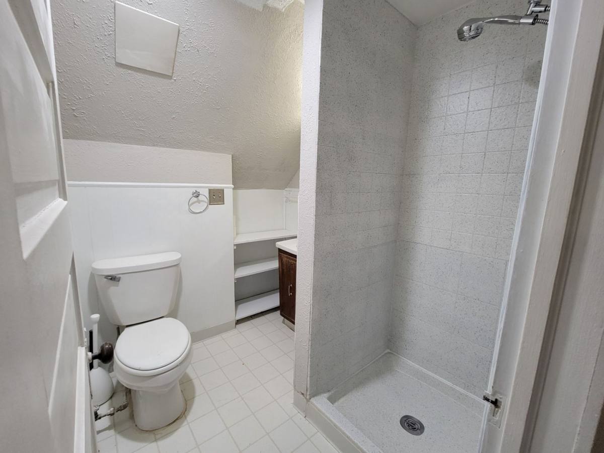Apartment for rent at 3620 Lyndale Ave S, Minneapolis, MN 55409