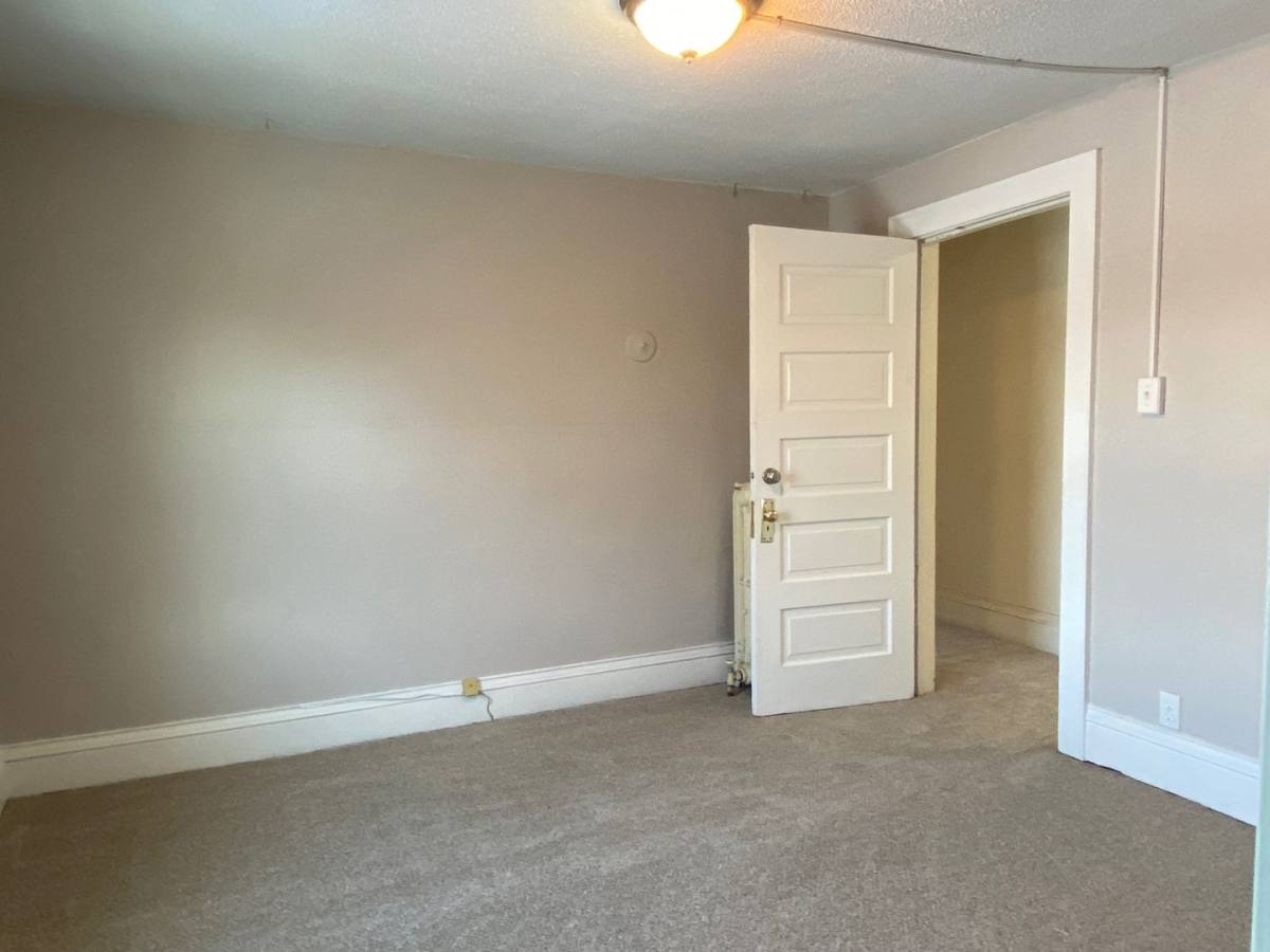 Apartment for rent at 3620 Lyndale Ave S, Minneapolis, MN 55409