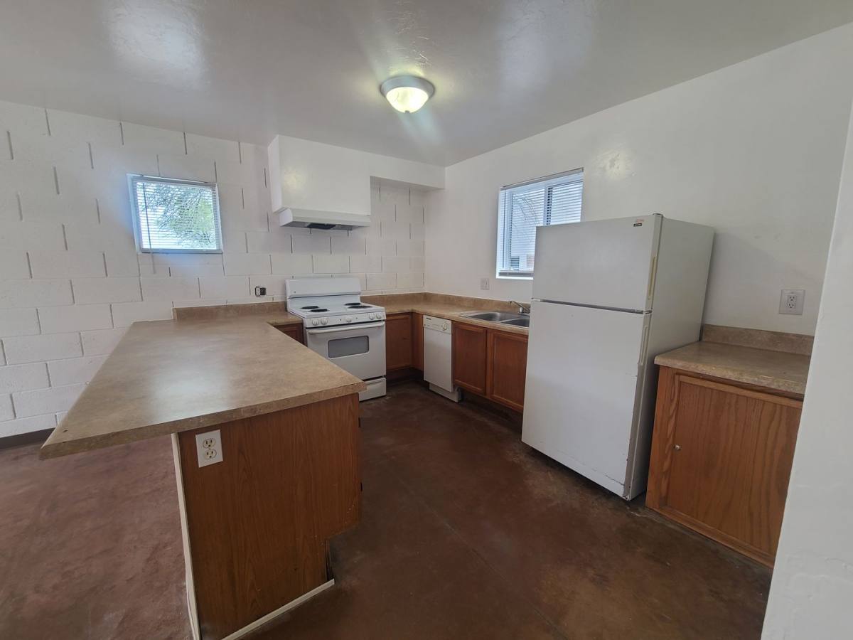 Apartment for rent at 102 E Mohave Rd, Tucson, AZ 85705