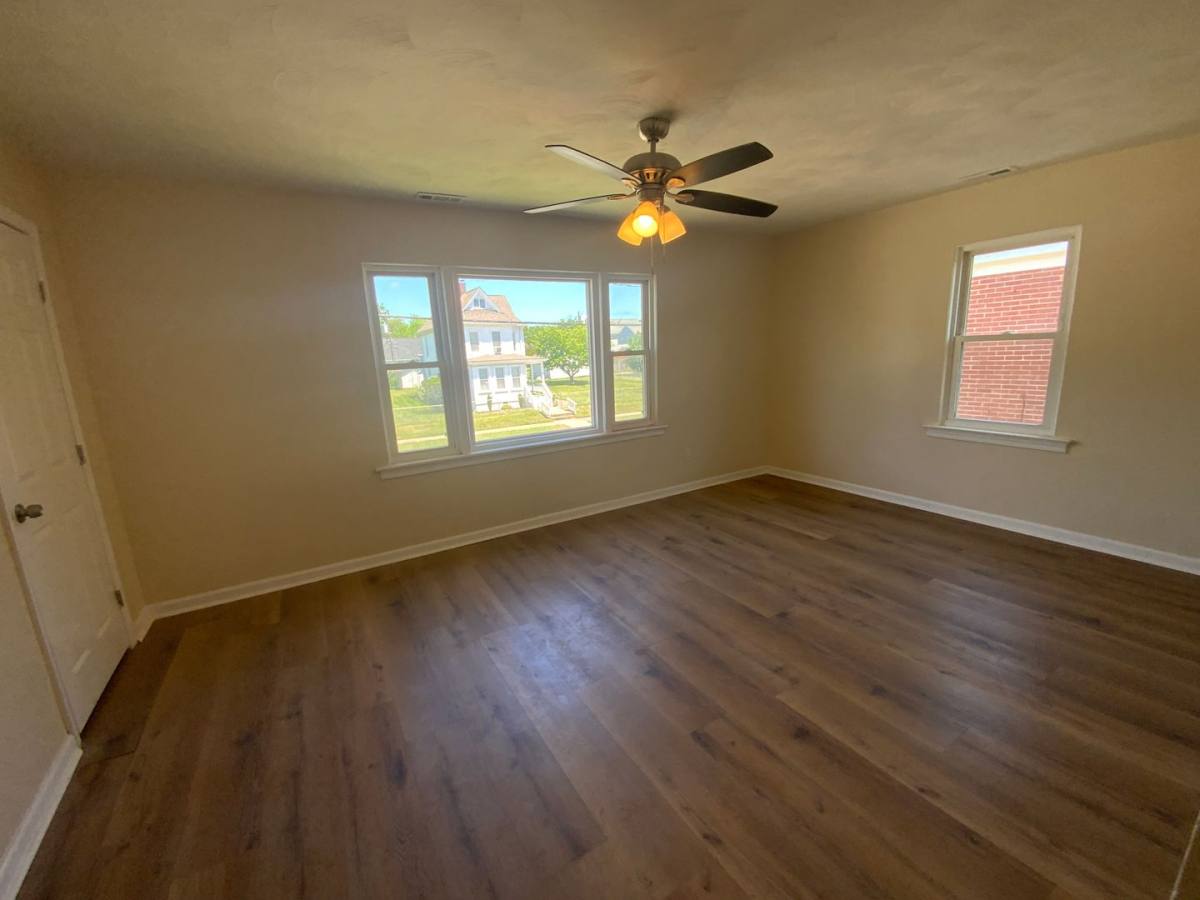 Apartment for rent at 41 Ash Ave #B, Newport News, VA 23607