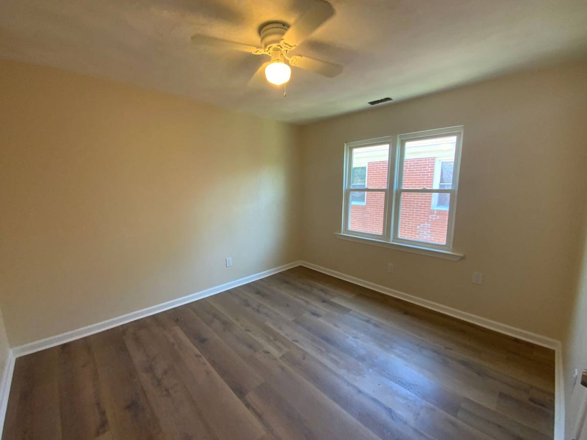 Apartment for rent at 41 Ash Ave #B, Newport News, VA 23607