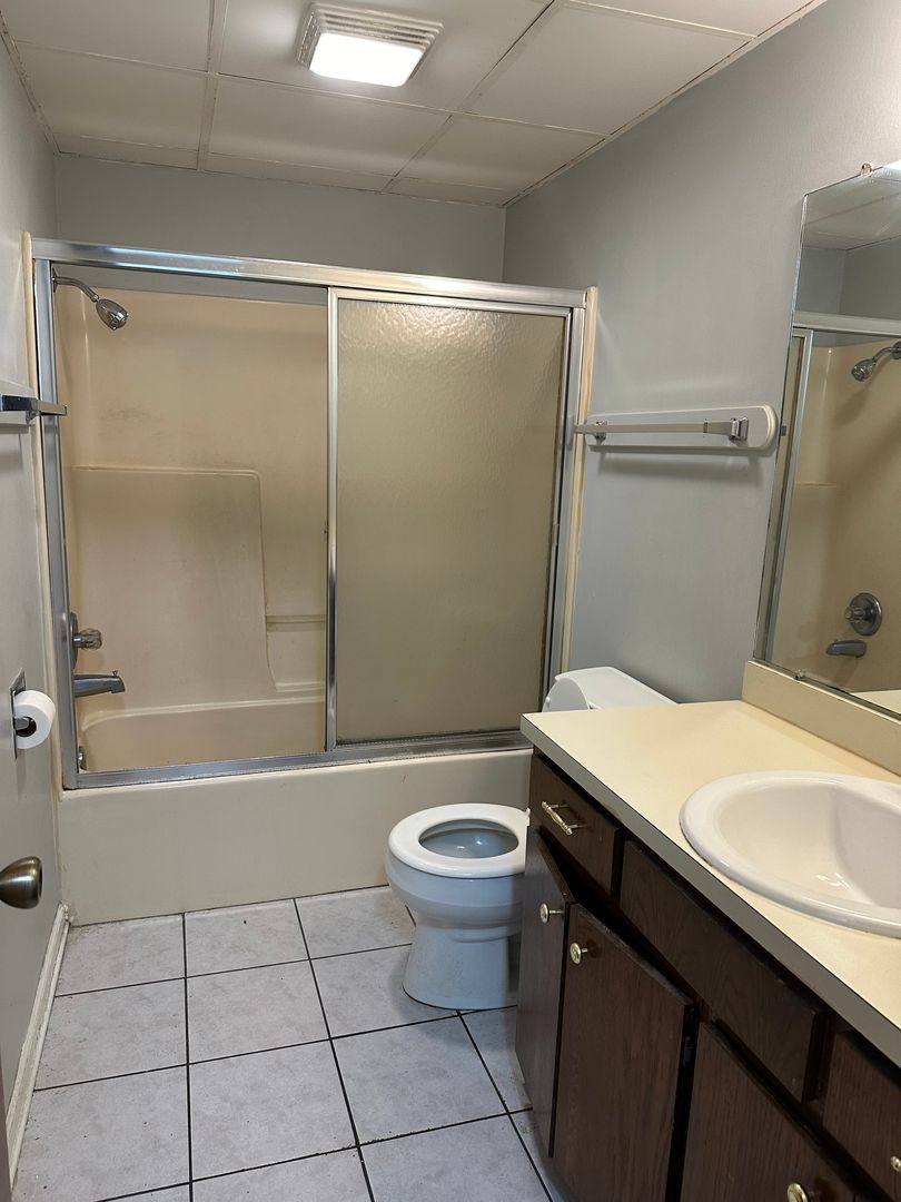 Apartment for rent at 601 Bertig St, Paragould, AR 72450