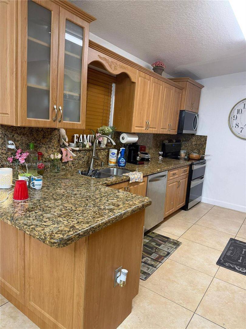 House for rent at 17242 NW 73rd Ave, Hialeah, FL 33015
