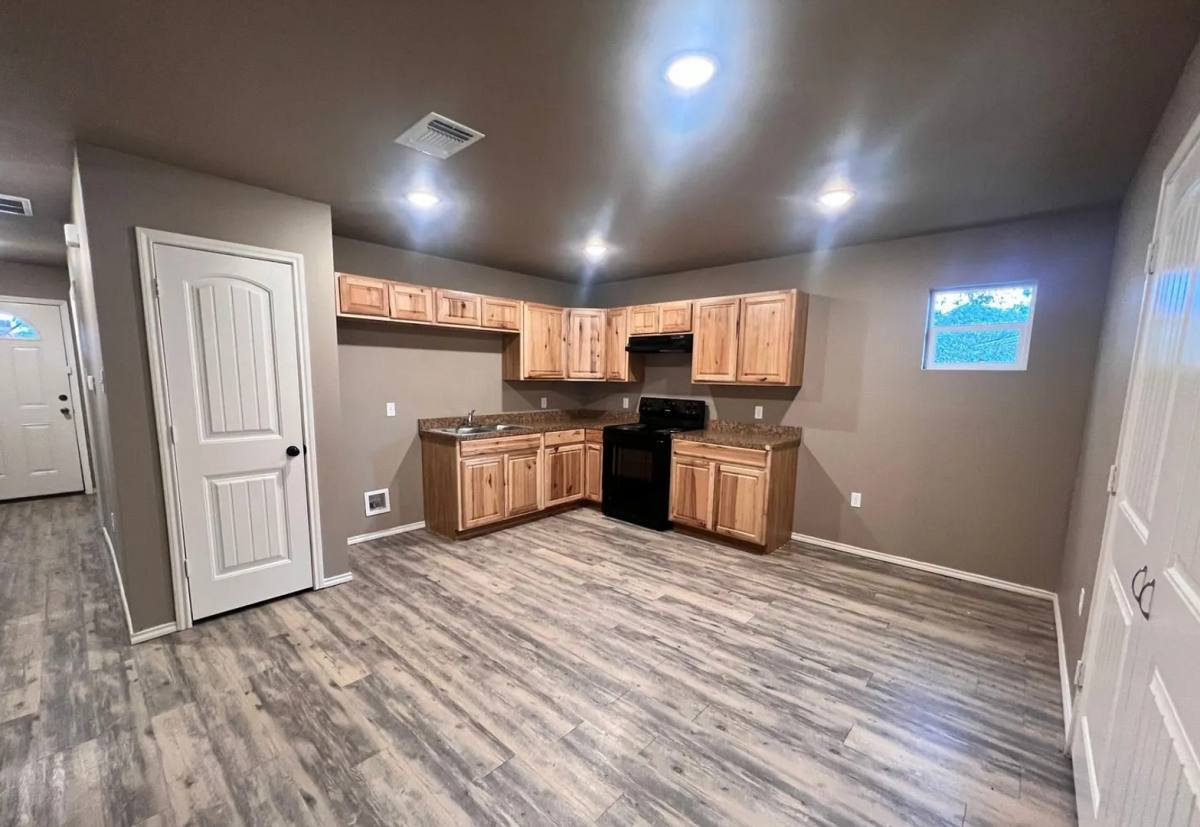 House for rent at 1516 E 8th St, Lubbock, TX 79403