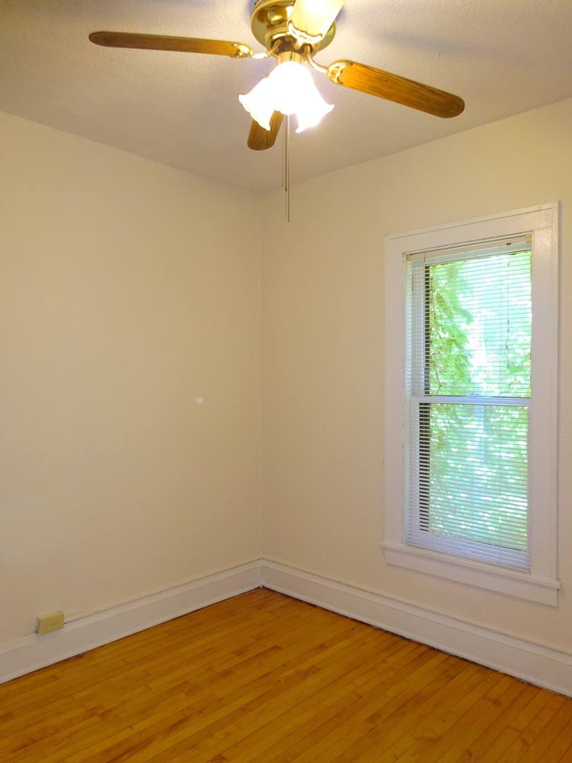 Apartment for rent at 22 Oak Grove St, Minneapolis, MN 55403