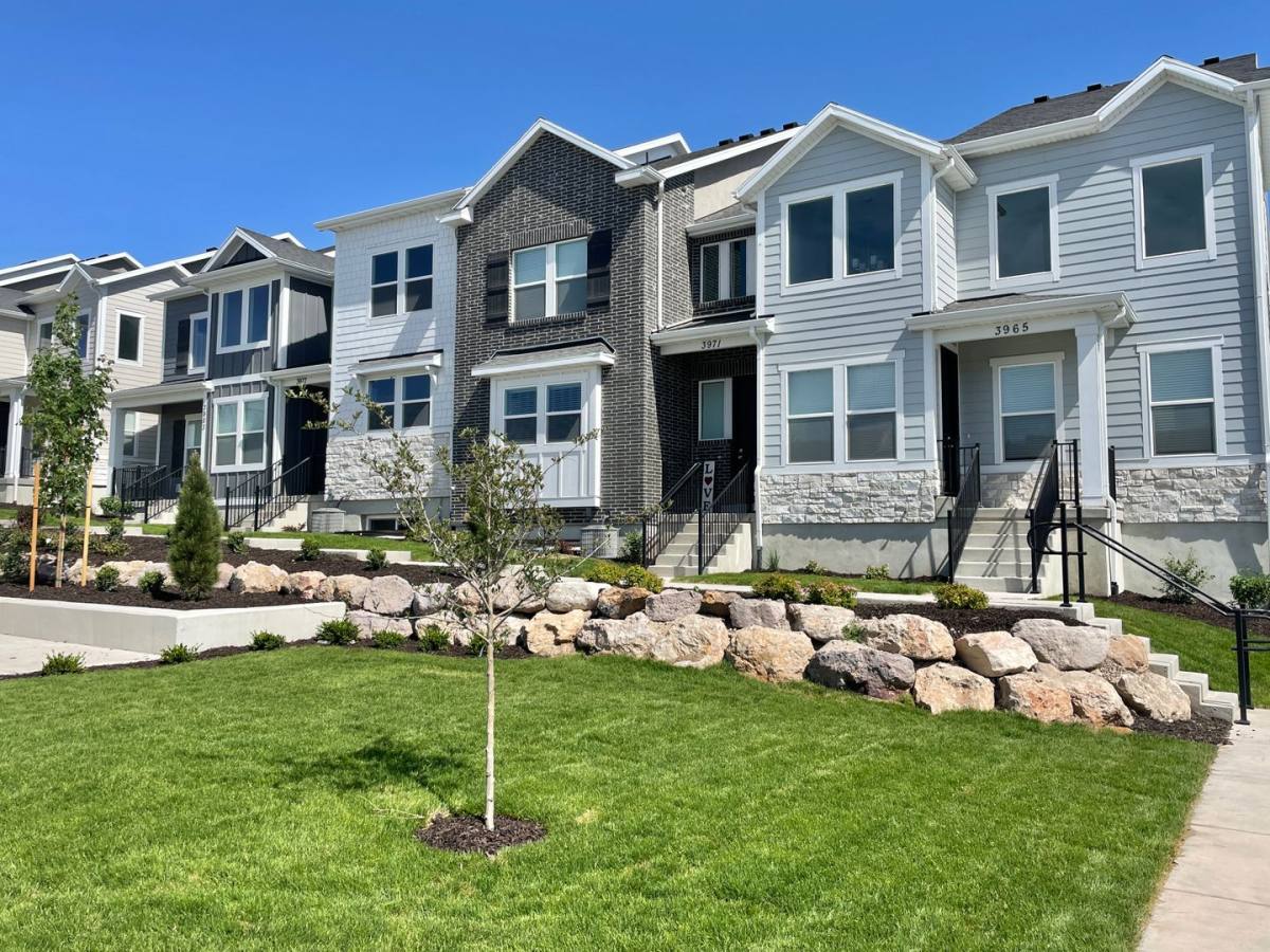 Townhouse for rent at 3977 W 1650 N, Lehi, UT 84043