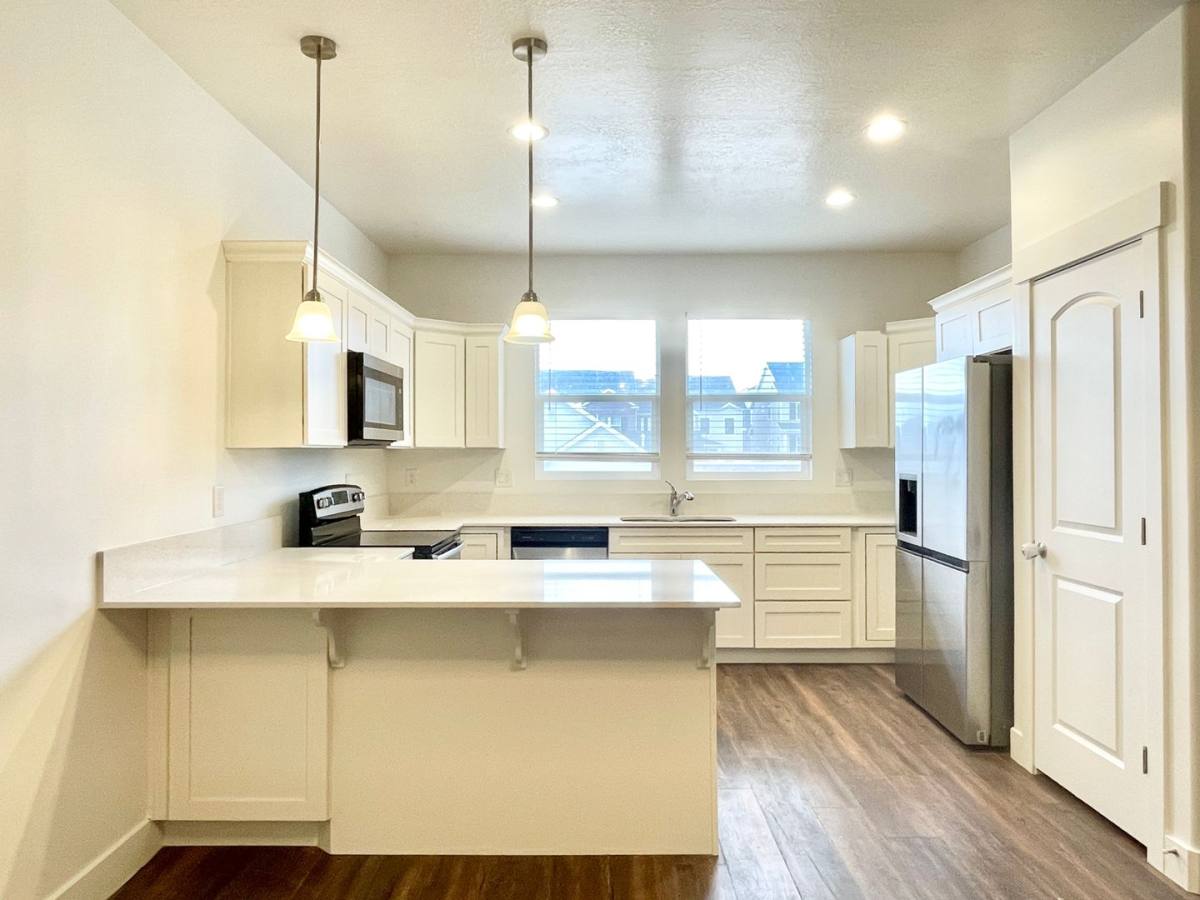 Townhouse for rent at 3977 W 1650 N, Lehi, UT 84043