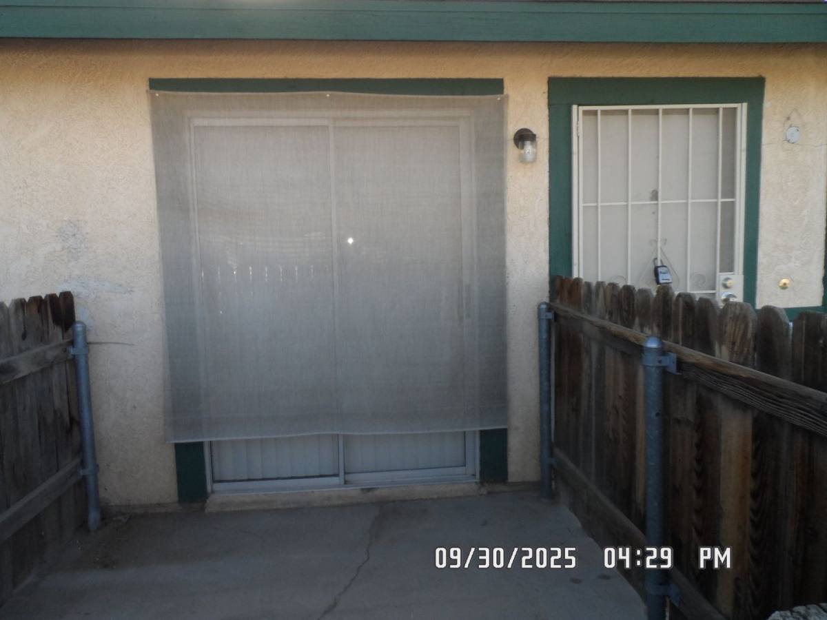 Apartment for rent at 18344 Taloga Rd, Apple Valley, CA 92307