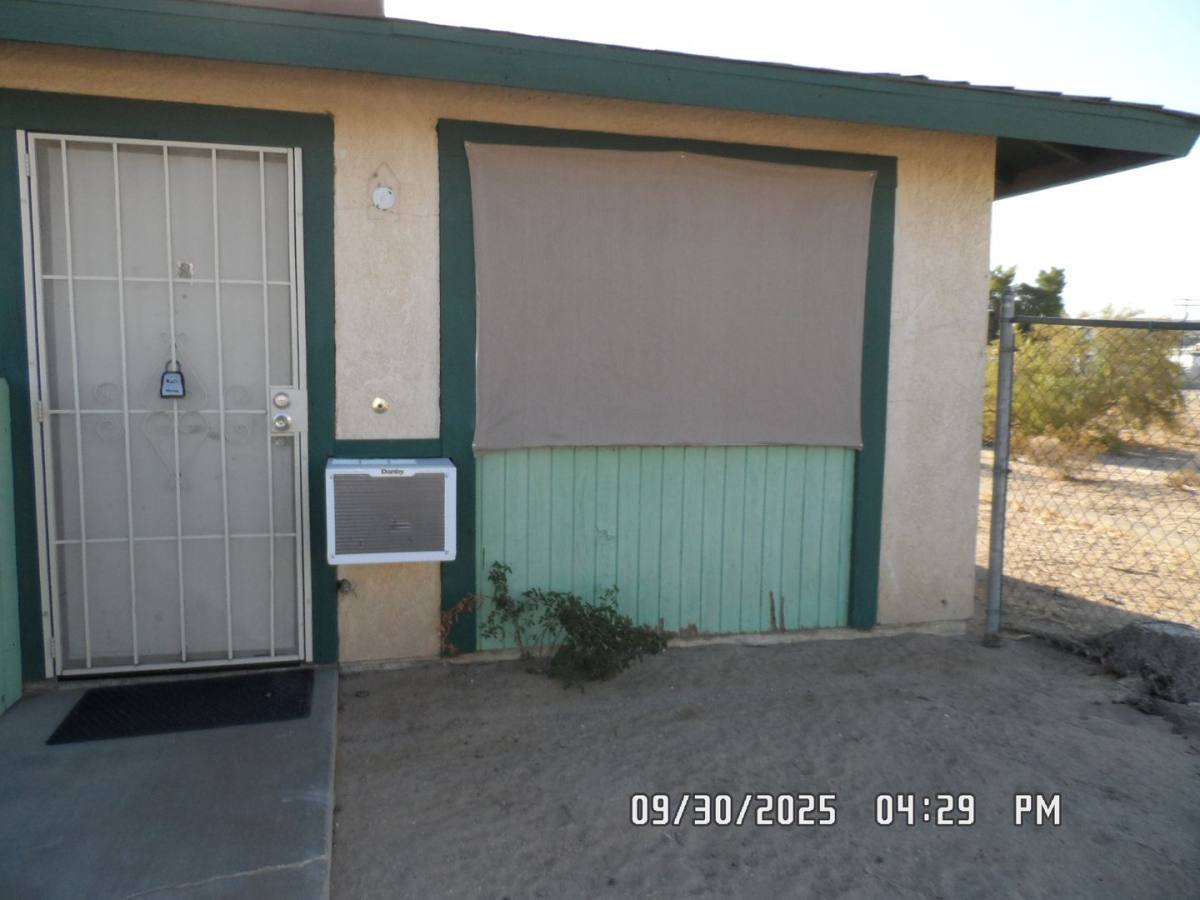 Apartment for rent at 18344 Taloga Rd, Apple Valley, CA 92307