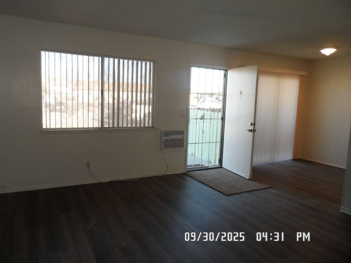 Apartment for rent at 18344 Taloga Rd, Apple Valley, CA 92307