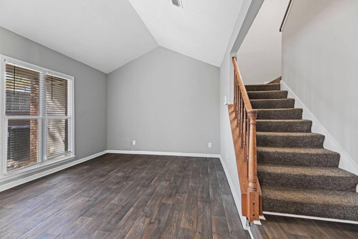 Apartment for rent at 1 Gatsby Dr, Montgomery, AL 36106