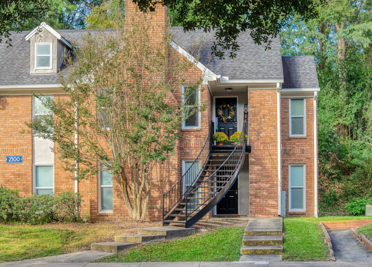 Apartment for rent at 1 Gatsby Dr, Montgomery, AL 36106