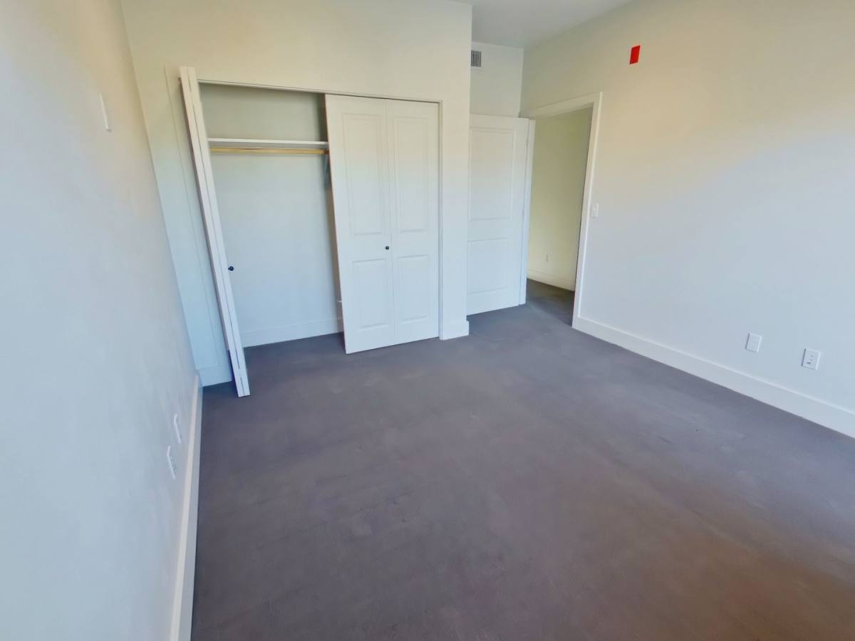 Apartment for rent at 1221-1225-1227 Coburg Rd, Eugene, OR 97401