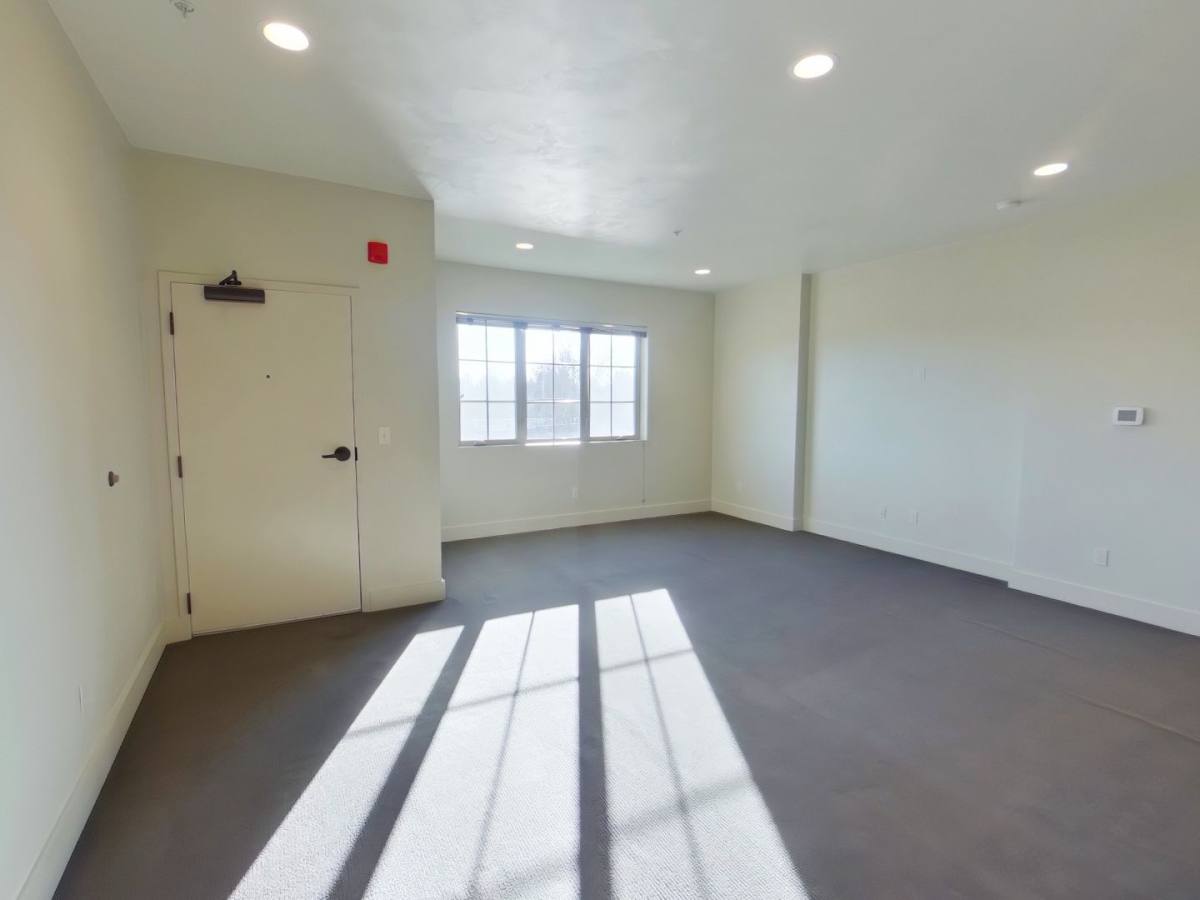Apartment for rent at 1221-1225-1227 Coburg Rd, Eugene, OR 97401