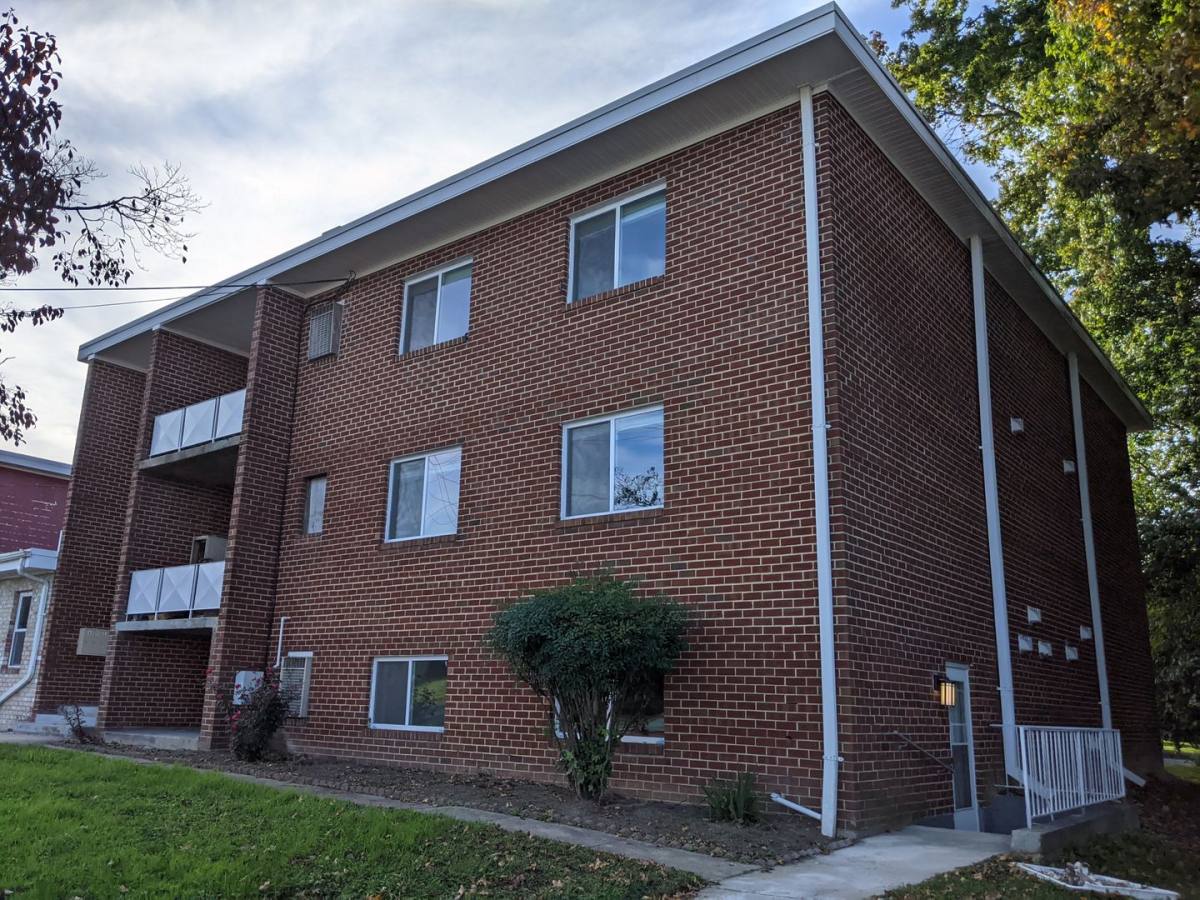 Apartment for rent at 114-118 S Parke St, Aberdeen, MD 21001