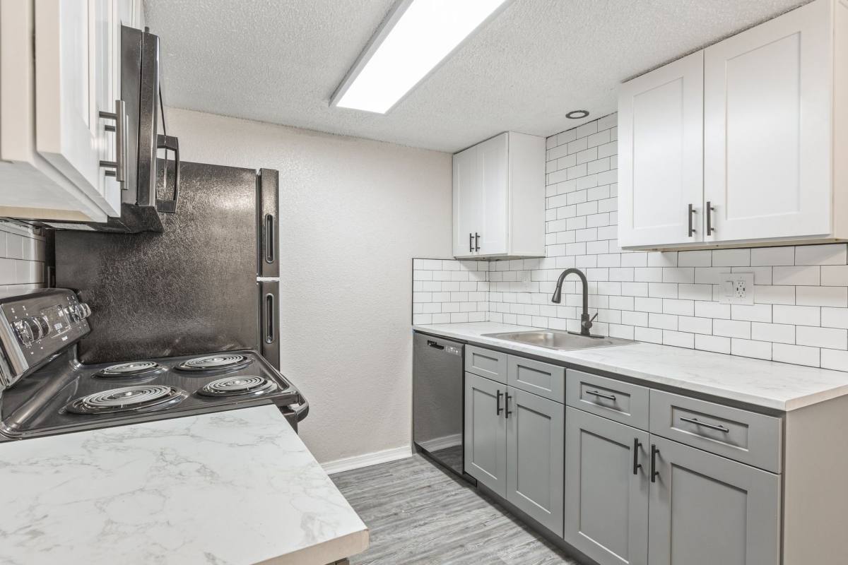 Apartment for rent at 7902 S Sheridan Rd, Tulsa, OK 74133