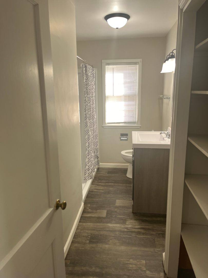 Apartment for rent at 1704 S 8th Ave, Sioux Falls, SD 57105