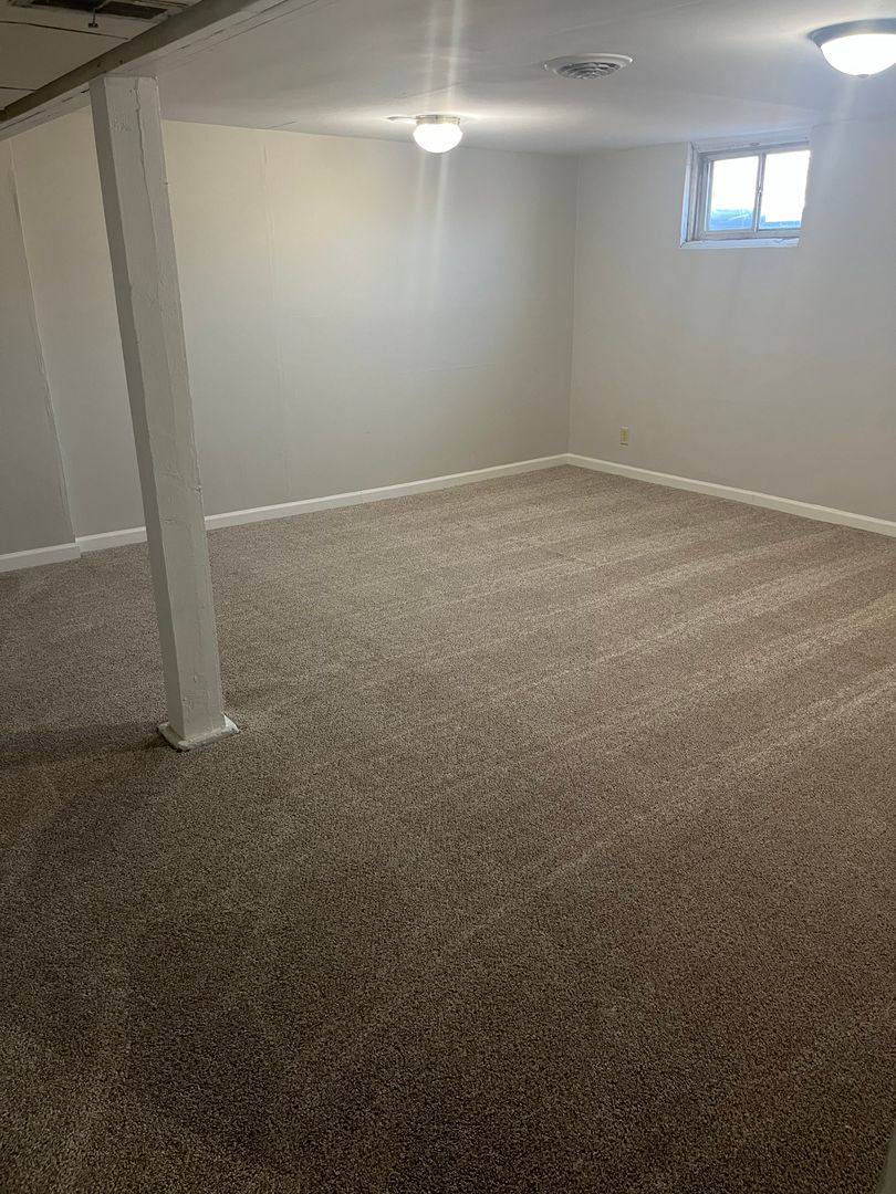 Apartment for rent at 1704 S 8th Ave, Sioux Falls, SD 57105