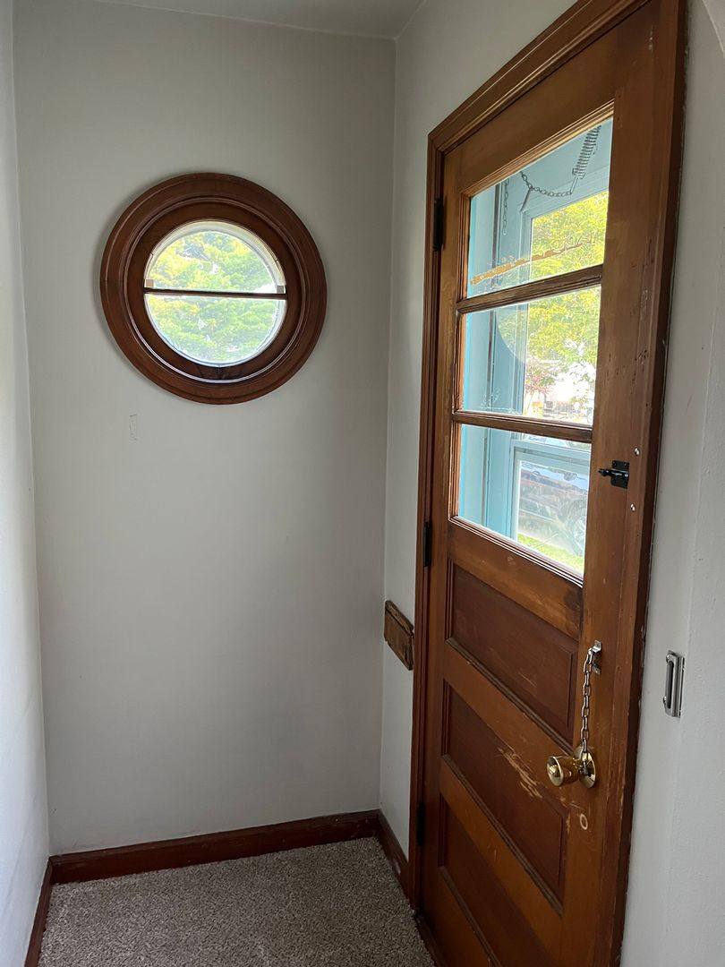 Apartment for rent at 1714 S 7th Ave, Sioux Falls, SD 57105