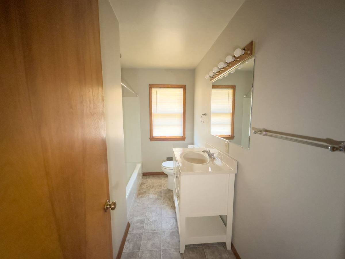 Apartment for rent at 1718 S 7th Ave, Sioux Falls, SD 57105