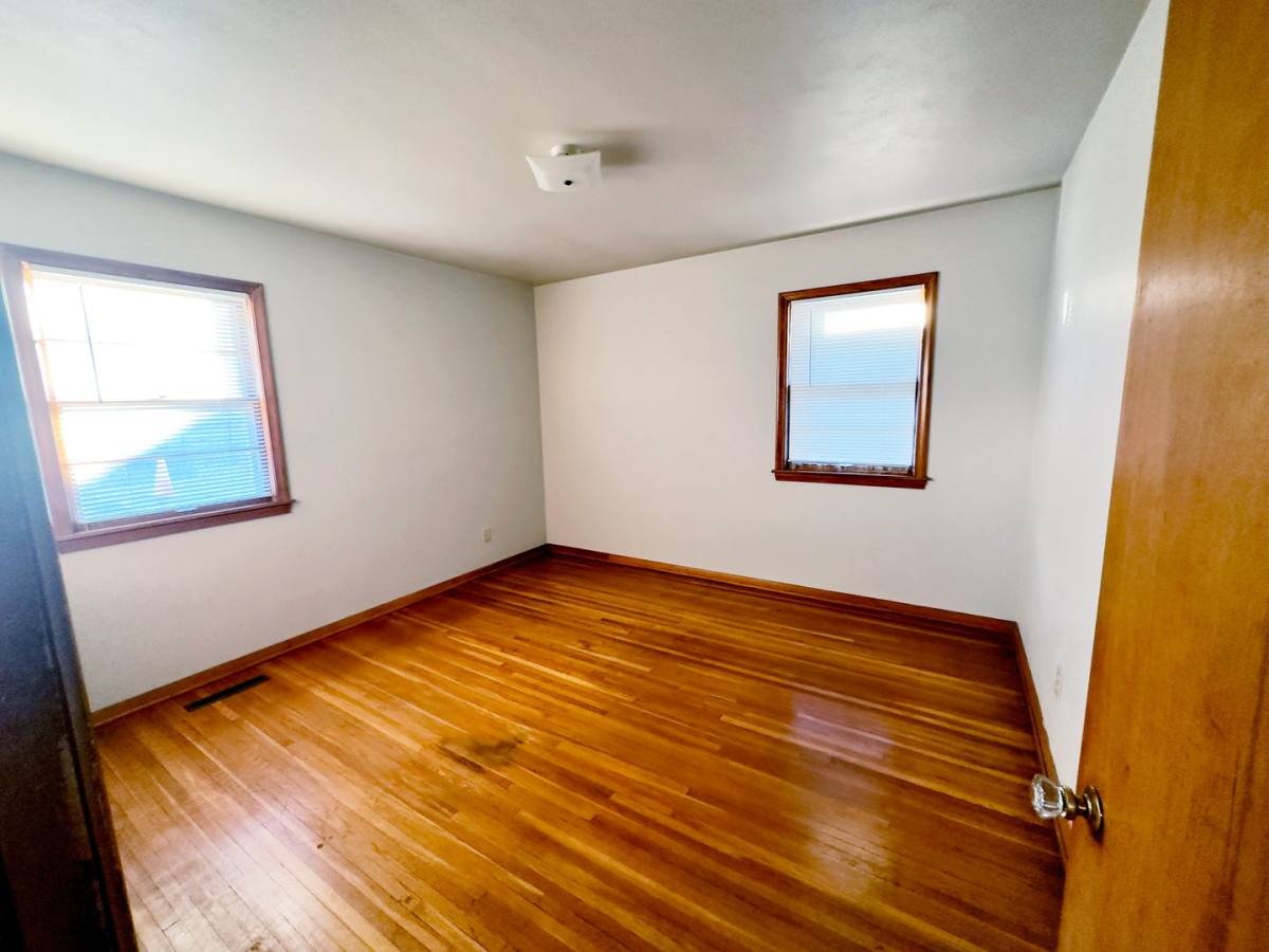 Apartment for rent at 1718 S 7th Ave, Sioux Falls, SD 57105