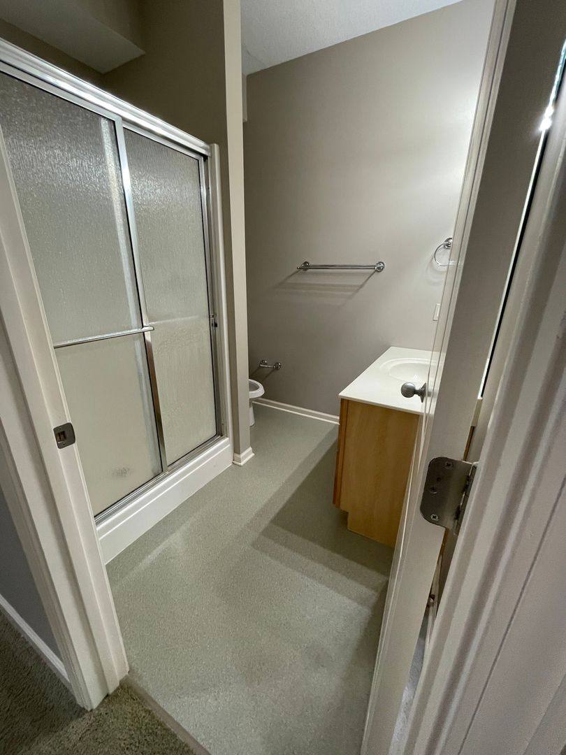 Apartment for rent at 2100 Cherry Hill Dr, Columbia, MO 65203