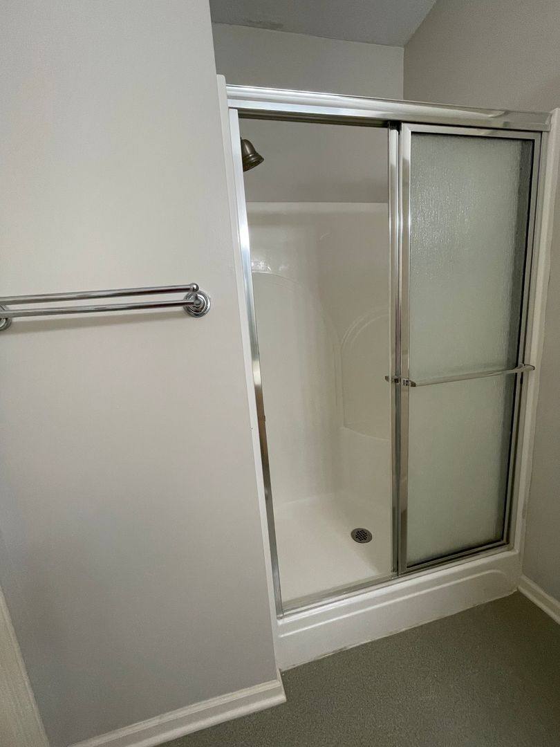 Apartment for rent at 2100 Cherry Hill Dr, Columbia, MO 65203
