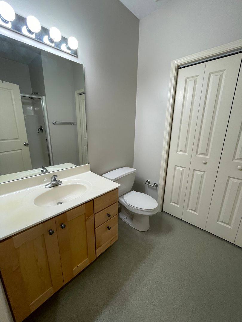 Apartment for rent at 2100 Cherry Hill Dr, Columbia, MO 65203