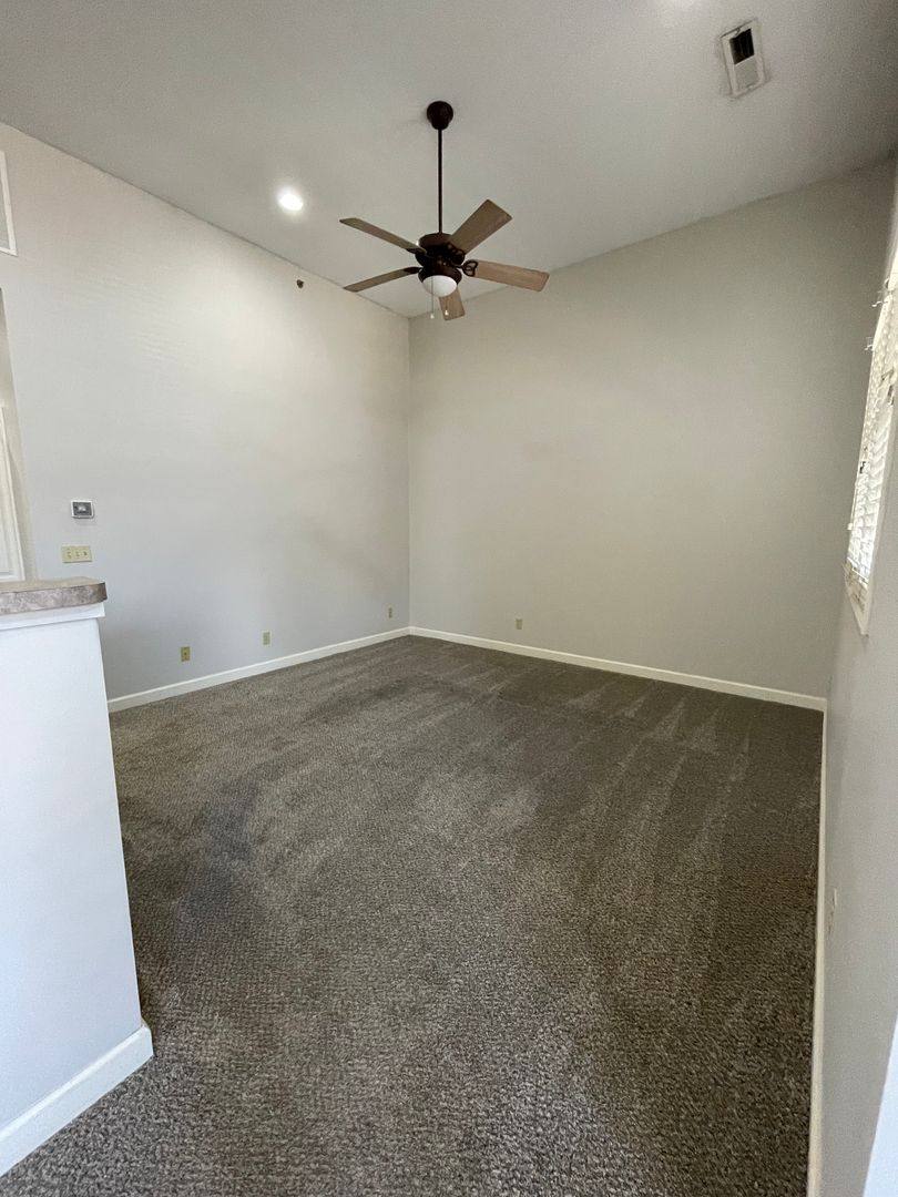 Apartment for rent at 2100 Cherry Hill Dr, Columbia, MO 65203