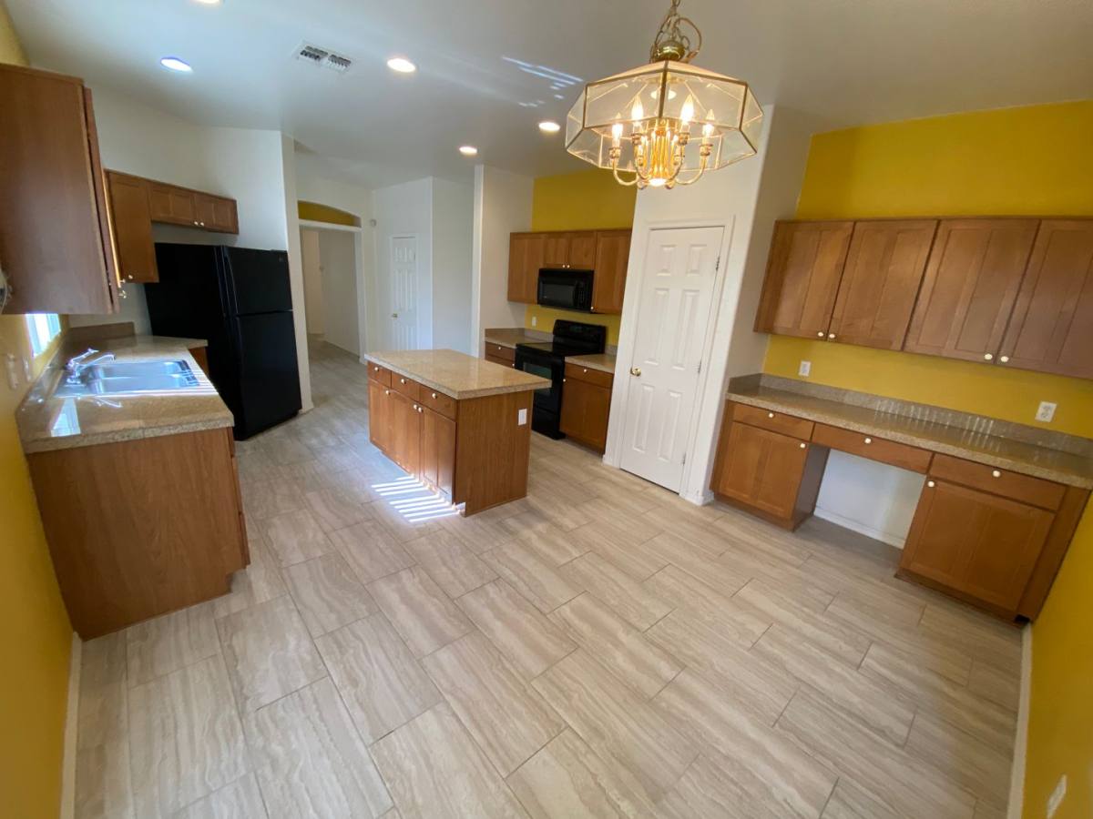 Condo for rent at 1650 S Crismon Rd, Mesa, AZ 85209