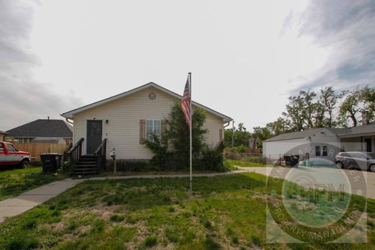 House for rent at 7608 N 29th St, Omaha, NE 68112