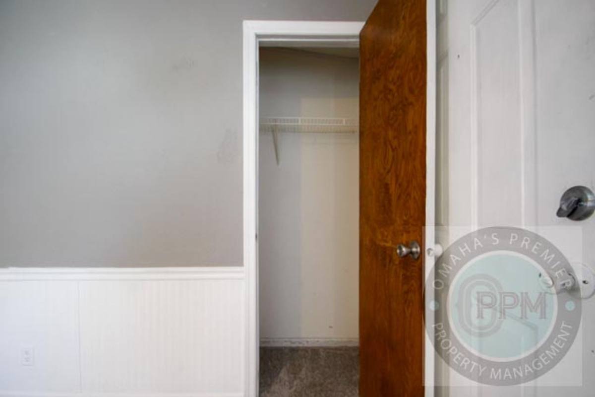 House for rent at 7608 N 29th St, Omaha, NE 68112