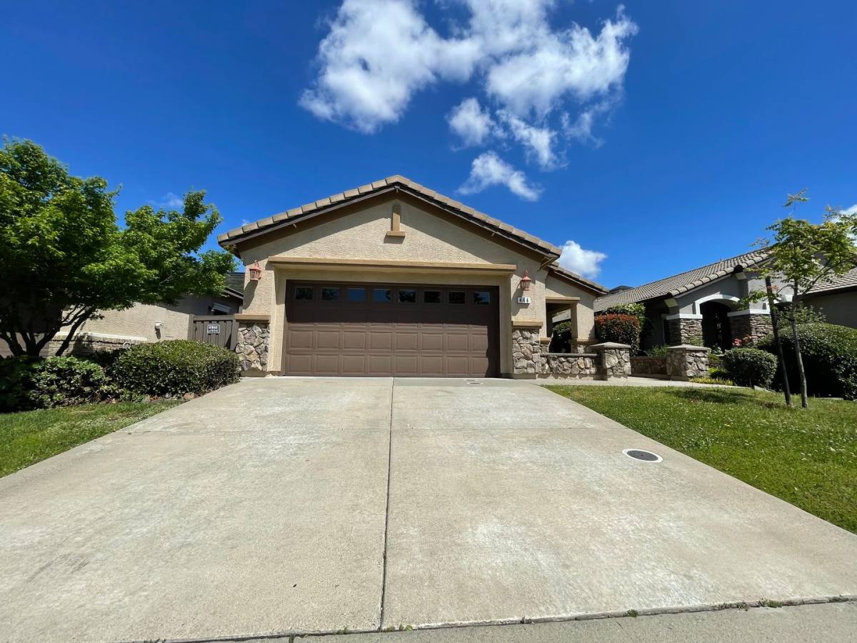 House for rent at 444 Lone Spur Dr, Folsom, CA 95630