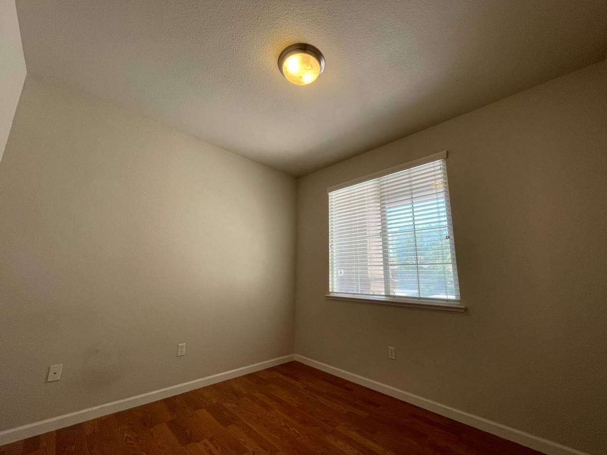 House for rent at 444 Lone Spur Dr, Folsom, CA 95630