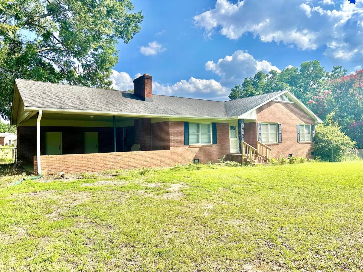 House for rent at 4065 Pinehurst Dr, Rock Hill, SC 29732