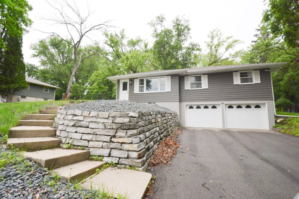 House for rent at 501 33rd St SW, Rochester, MN 55902