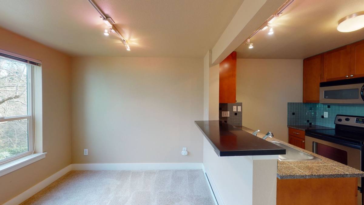 Condo for rent at 3008 N Narrows Dr, Tacoma, WA 98407