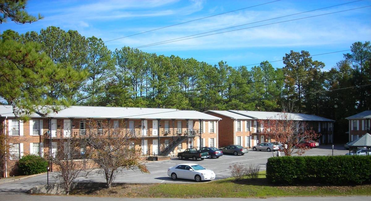 Apartment for rent at 3175 Old Columbiana Rd, Birmingham, AL 35226