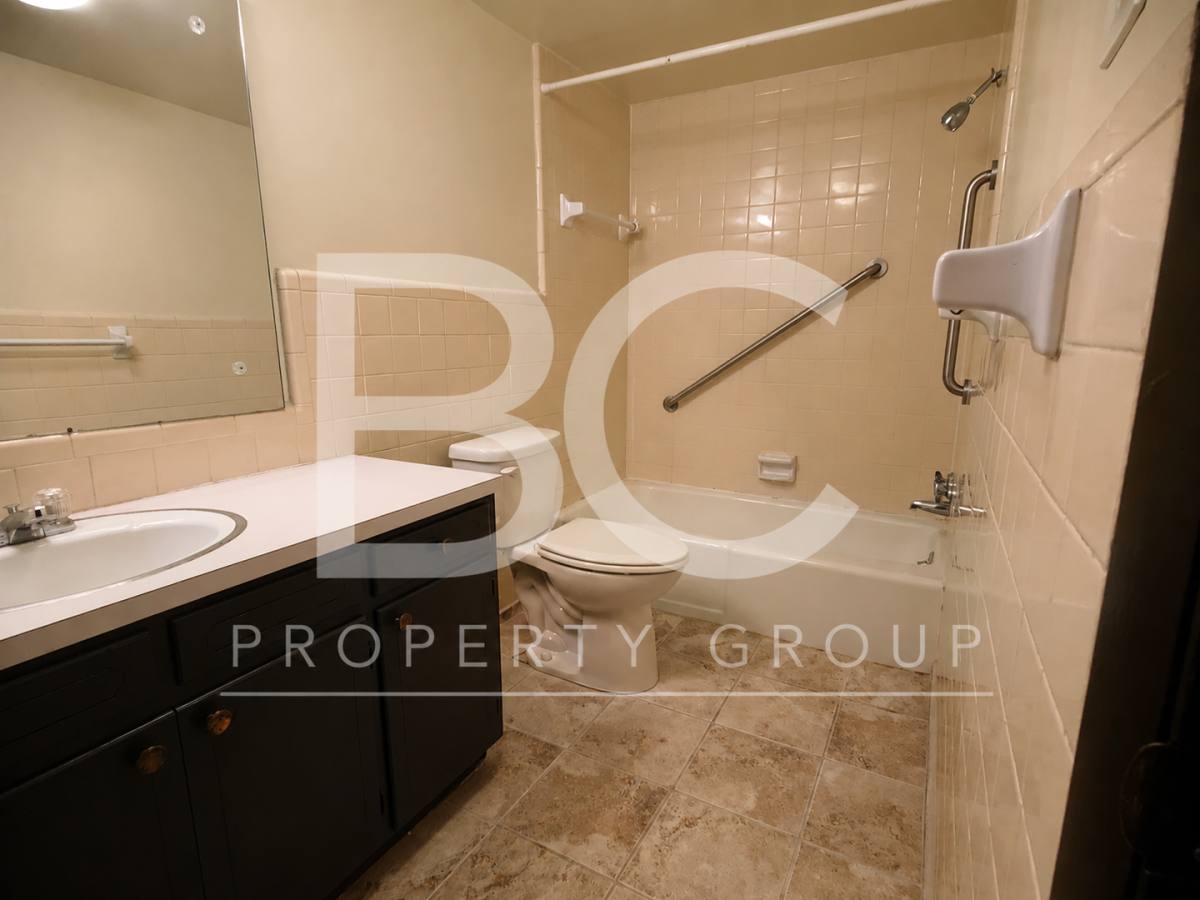 Apartment for rent at 3175 Old Columbiana Rd, Birmingham, AL 35226