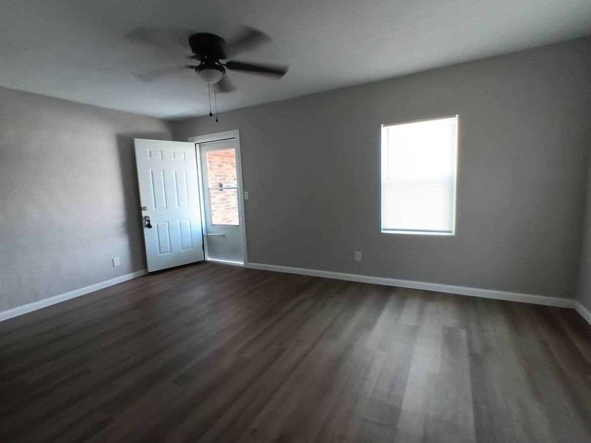House for rent at 404 Mid America Blvd, Oklahoma City, OK 73110