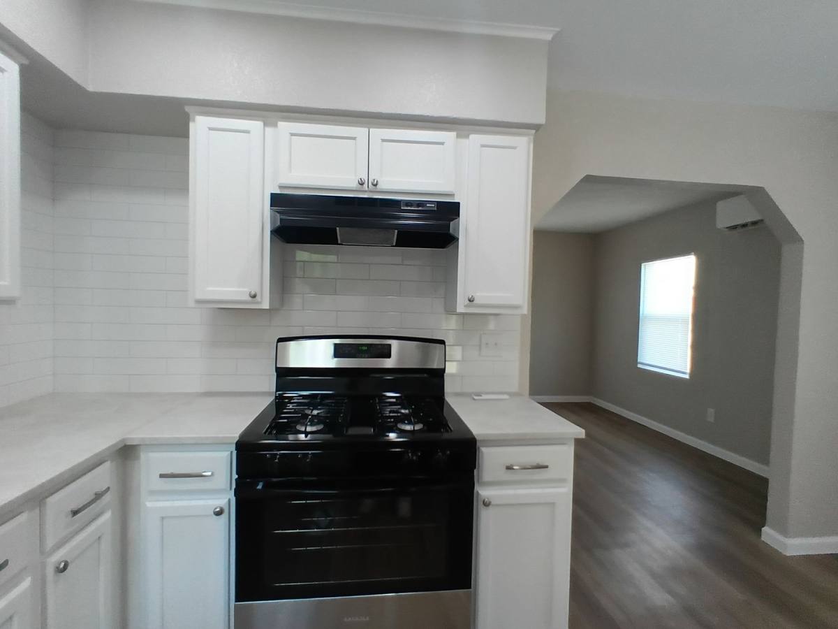 House for rent at 404 Mid America Blvd, Oklahoma City, OK 73110