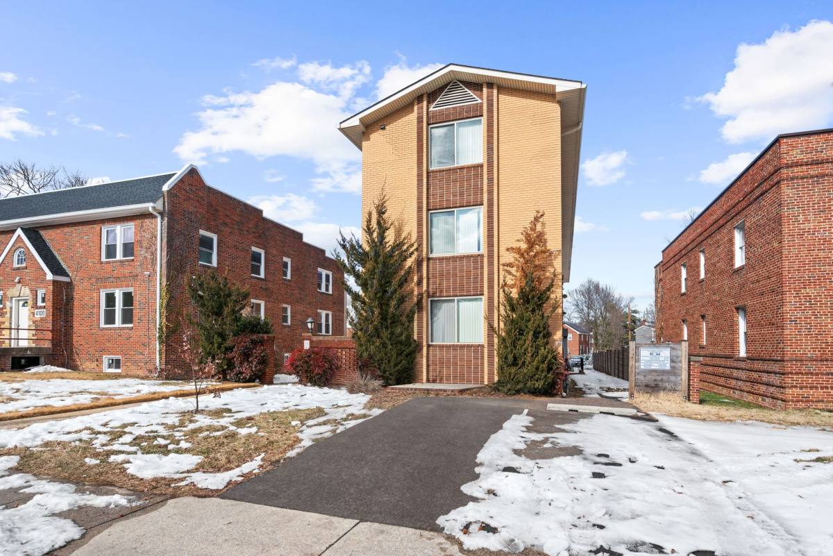 Apartment for rent at 4102 Queensbury Rd #2A, Hyattsville, MD 20781