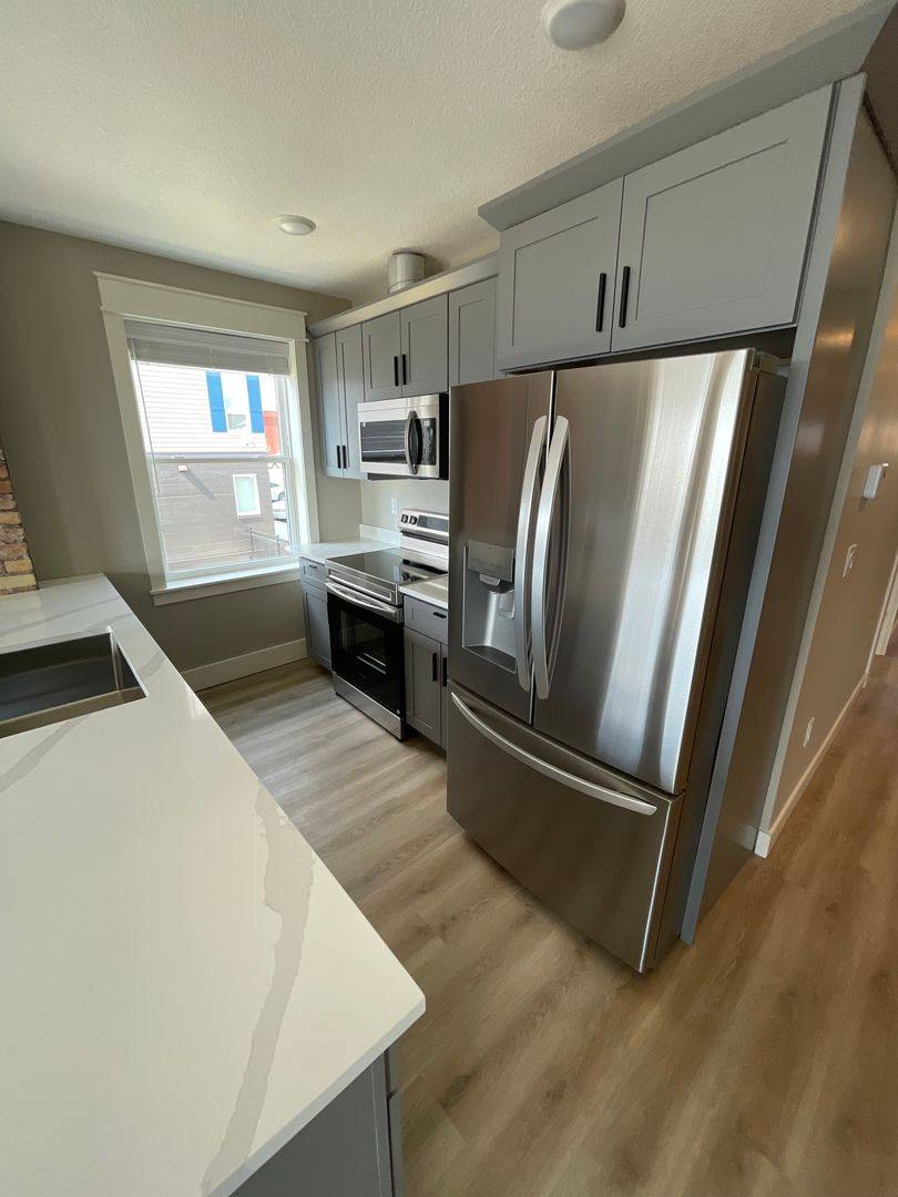 Apartment for rent at 627 E 4th St, Duluth, MN 55805